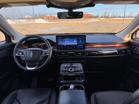 Used 2022 Lincoln Nautilus Reserve w/ Equipment Group 201A image 13