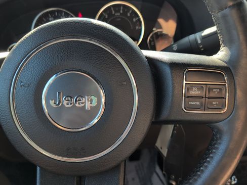 Certified 2016 Jeep Wrangler Sahara w/ Mopar Chrome Edition Group image 11