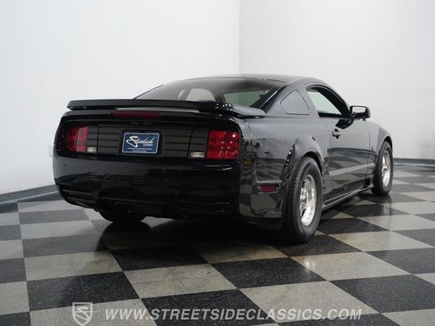 Used 2006 Ford Mustang GT RWD image 11