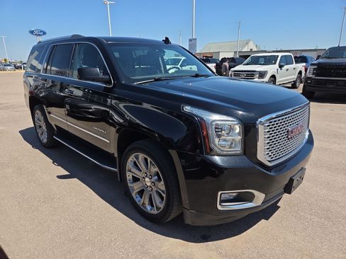 Used 2016 GMC Yukon Denali w/ Open Road Package AWD/4WD image 6