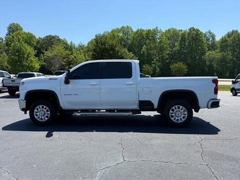 Used 2023 Chevrolet Silverado 2500 LT w/ Convenience Package AWD/4WD image 7
