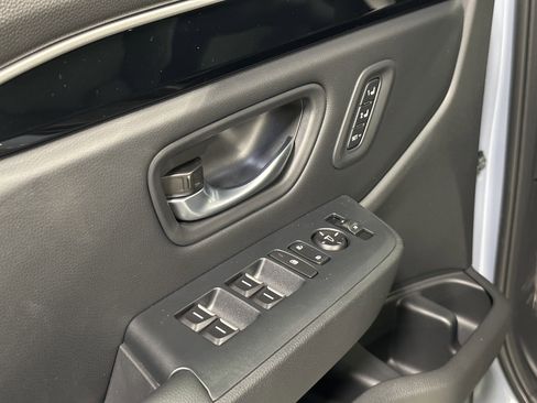 New 2025 Honda Pilot Touring image 14