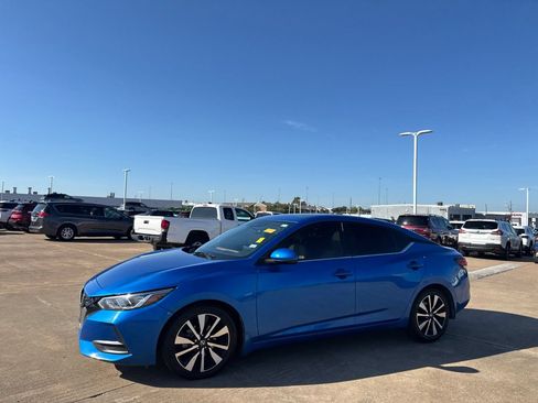Used 2023 Nissan Sentra SV w/ SV Premium Package FWD image 11