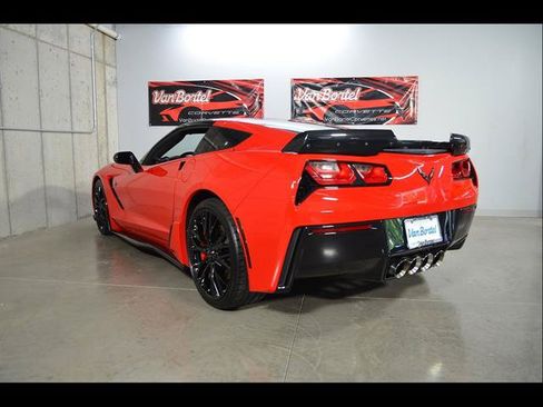 Used 2015 Chevrolet Corvette Stingray Coupe w/ 2LT Preferred Equipment Group RWD image 5