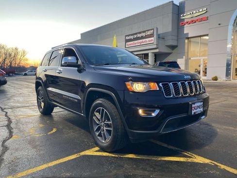 Used 2018 Jeep Grand Cherokee Limited w/ Trailer Tow Group IV image 3