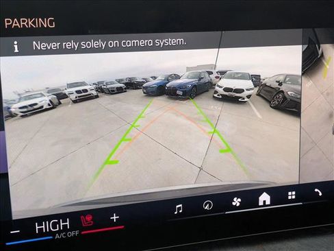 New 2026 BMW X5 xDrive40i w/ Climate Comfort Package image 13