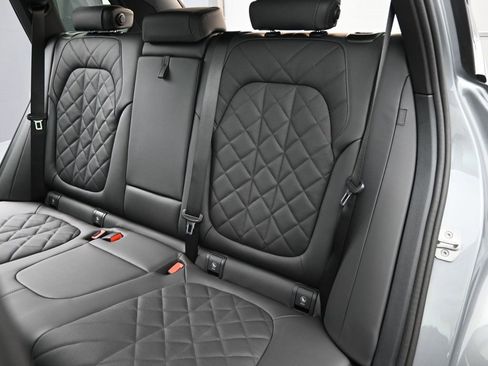 New 2026 BMW X5 M60i image 38