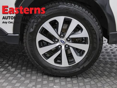 Used 2023 Subaru Outback Premium AWD/4WD image 31