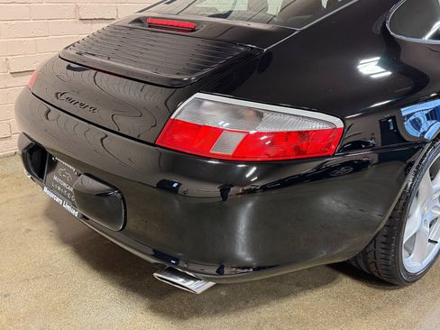 Used 2003 Porsche 911 Carrera image 17