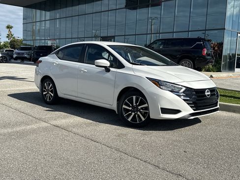 New 2025 Nissan Versa SV w/ Trunk Package image 2