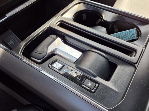 Used 2024 Ford F150 Lariat w/ Bed Utility Package image 18