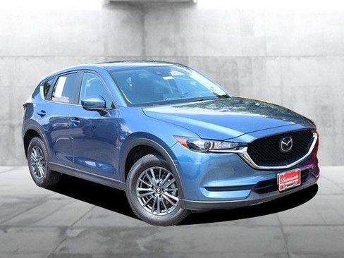 Used 2021 MAZDA CX-5 Touring FWD image 2
