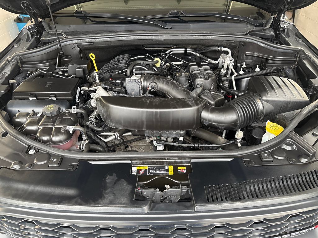 Used 2023 Dodge Durango GT AWD/4WD image 32