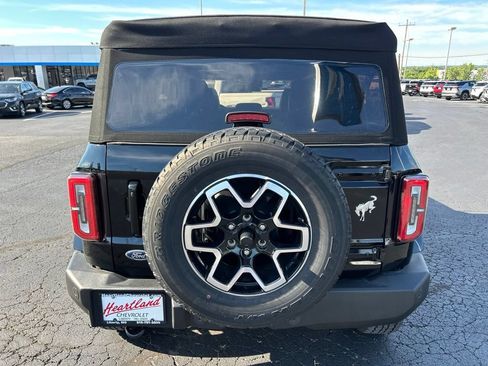 Used 2024 Ford Bronco Outer Banks AWD/4WD image 6