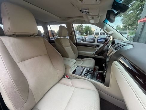 Used 2015 Lexus GX 460 w/ Premium Package AWD/4WD image 25