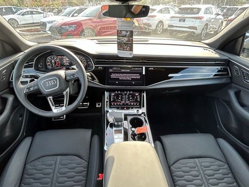 New 2025 Audi RS Q8 performance image 11
