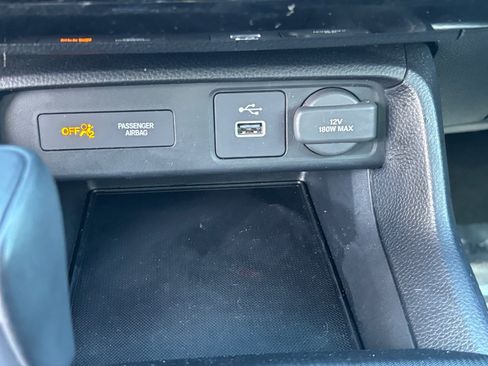 Used 2024 Honda Civic Sport image 25