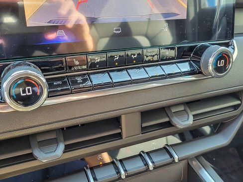 New 2026 Chevrolet Colorado Trail Boss image 14