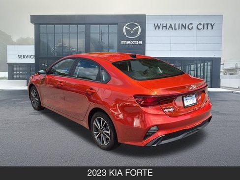 Used 2023 Kia Forte LXS FWD image 6