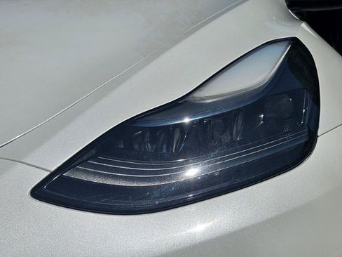 Used 2023 Tesla Model Y Performance AWD/4WD image 27