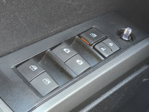 Certified 2023 Toyota Tacoma TRD Sport w/ Advanced Technology Package AWD/4WD image 27