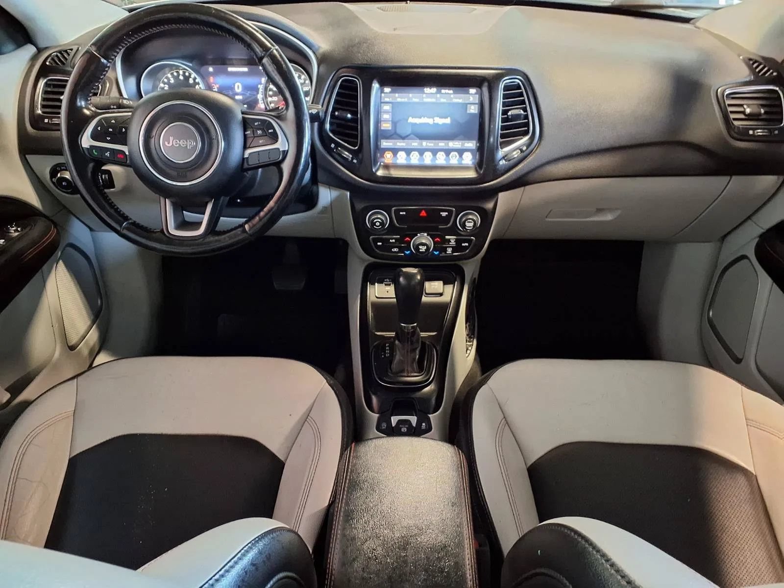 Used 2020 Jeep Compass Limited FWD image 15