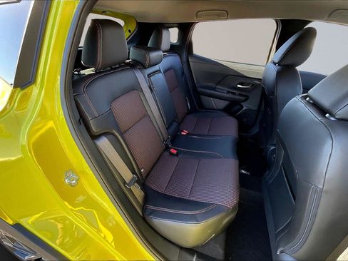 New 2026 Nissan Kicks SR image 9