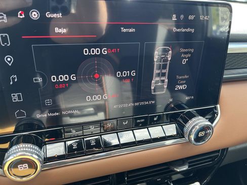 New 2026 GMC Canyon AT4 image 25