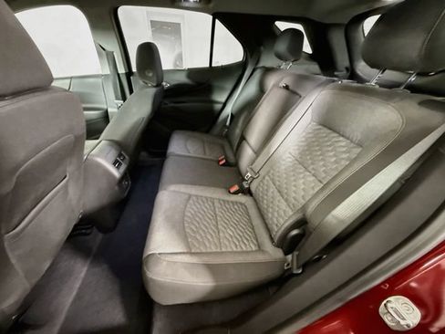 Used 2021 Chevrolet Equinox LT FWD image 24