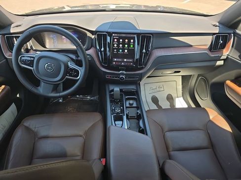 Used 2023 Volvo XC60 B5 Plus w/ Protection Package Premier FWD image 21