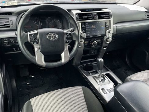 Used 2022 Toyota 4Runner SR5 RWD image 6