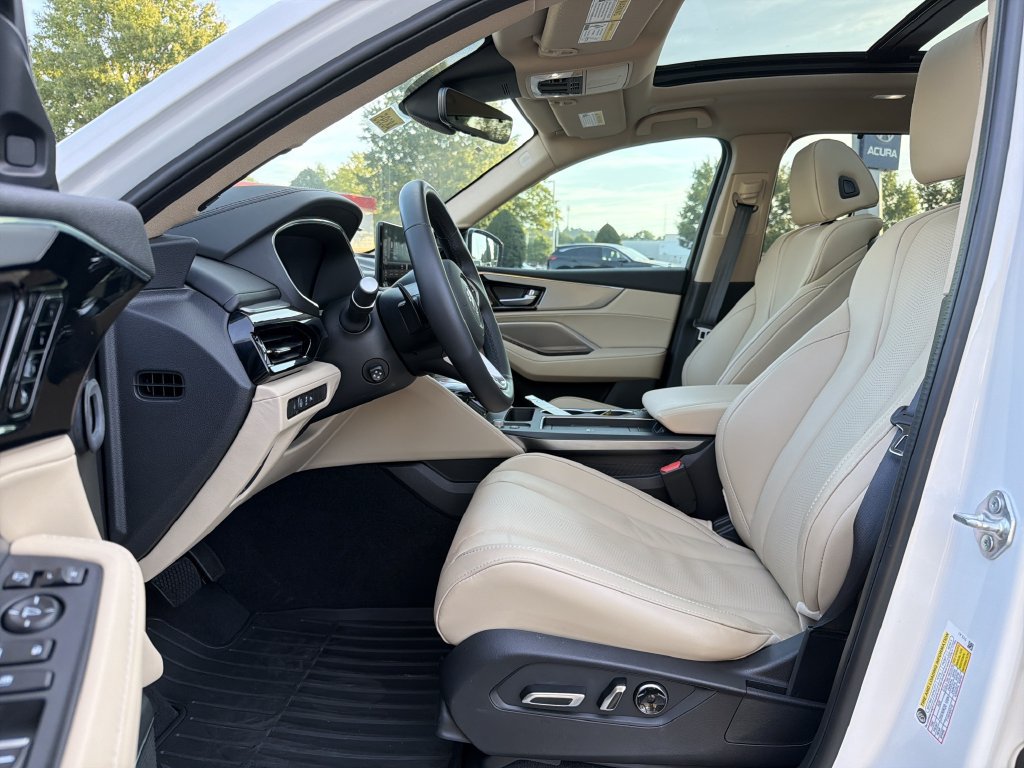 Certified 2026 Acura MDX w/ Technology Package AWD/4WD image 11