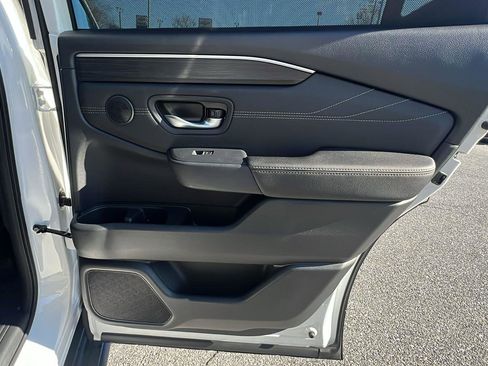 New 2026 Honda Pilot Touring image 14