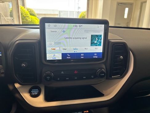 Used 2023 Ford Bronco Sport Heritage w/ Heritage Convenience Package AWD/4WD image 11
