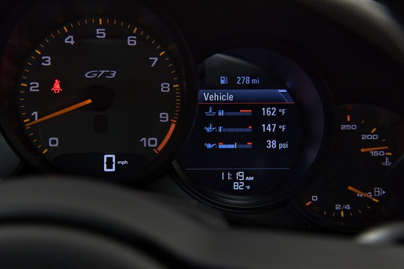 Used 2018 Porsche 911 GT3 w/ Sport Chrono Package RWD image 28