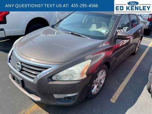 Used 2015 Nissan Altima 2.5 SL w/ Moonroof Package FWD image 2