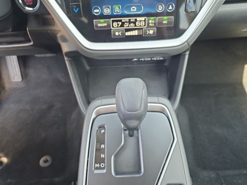 Used 2024 Subaru Crosstrek 2.0i Premium AWD/4WD image 23