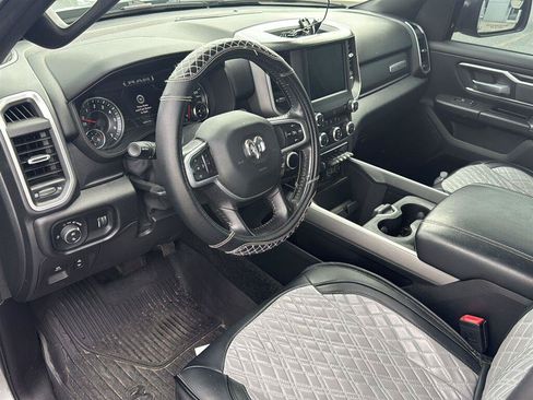 Used 2022 RAM 1500 Big Horn AWD/4WD image 4