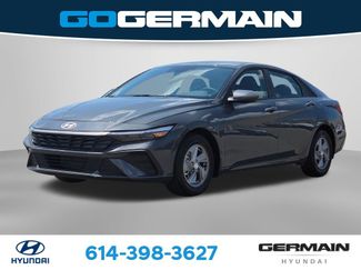 Used 2025 Hyundai Elantra SE FWD video 1
