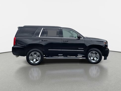 Used 2017 Chevrolet Tahoe LT w/ LT Signature Package image 4