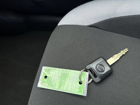 Used 2025 Nissan Versa S w/ Trunk Package FWD image 29