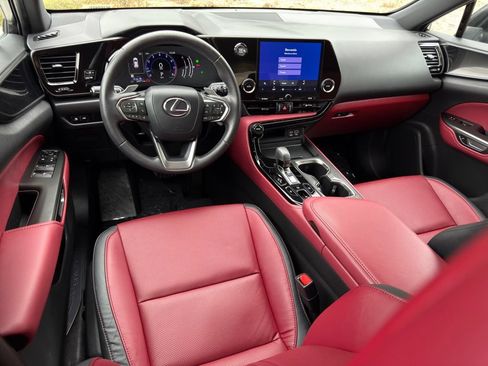 Certified 2024 Lexus NX 250 FWD image 14