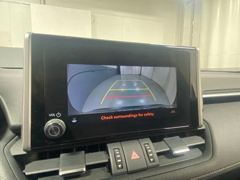 Used 2023 Toyota RAV4 XLE Premium image 23