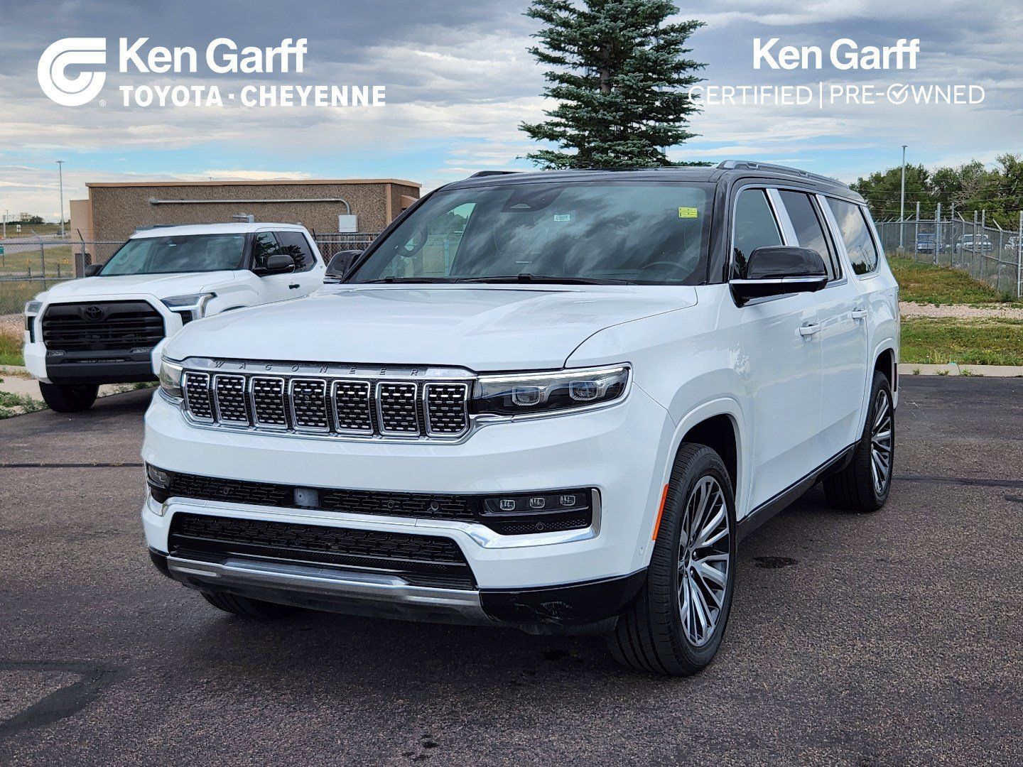 Used 2024 Jeep Grand Wagoneer L Series III AWD/4WD image 1