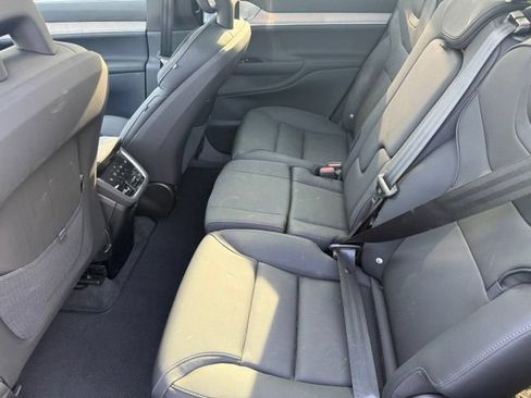 Certified 2025 Volvo EX90 Ultra AWD/4WD image 14