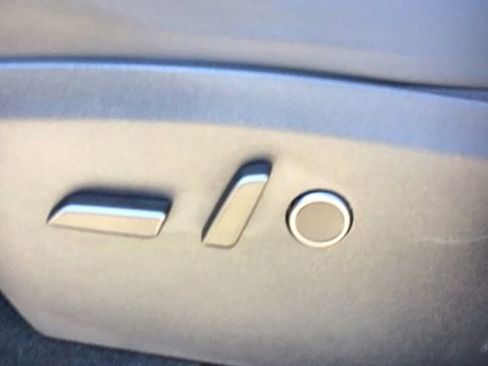 Used 2024 Tesla Model Y Long Range image 18