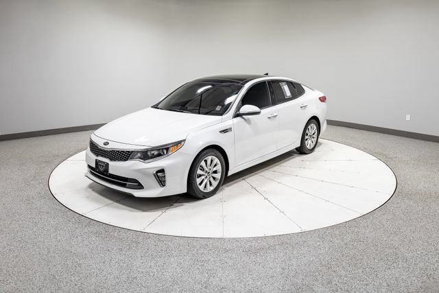 Used 2018 Kia Optima S w/ Panoramic Sunroof Package FWD image 31