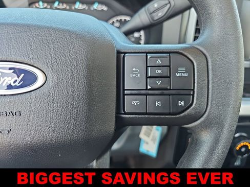 New 2025 Ford F550 4x4 Regular Cab Super Duty image 17