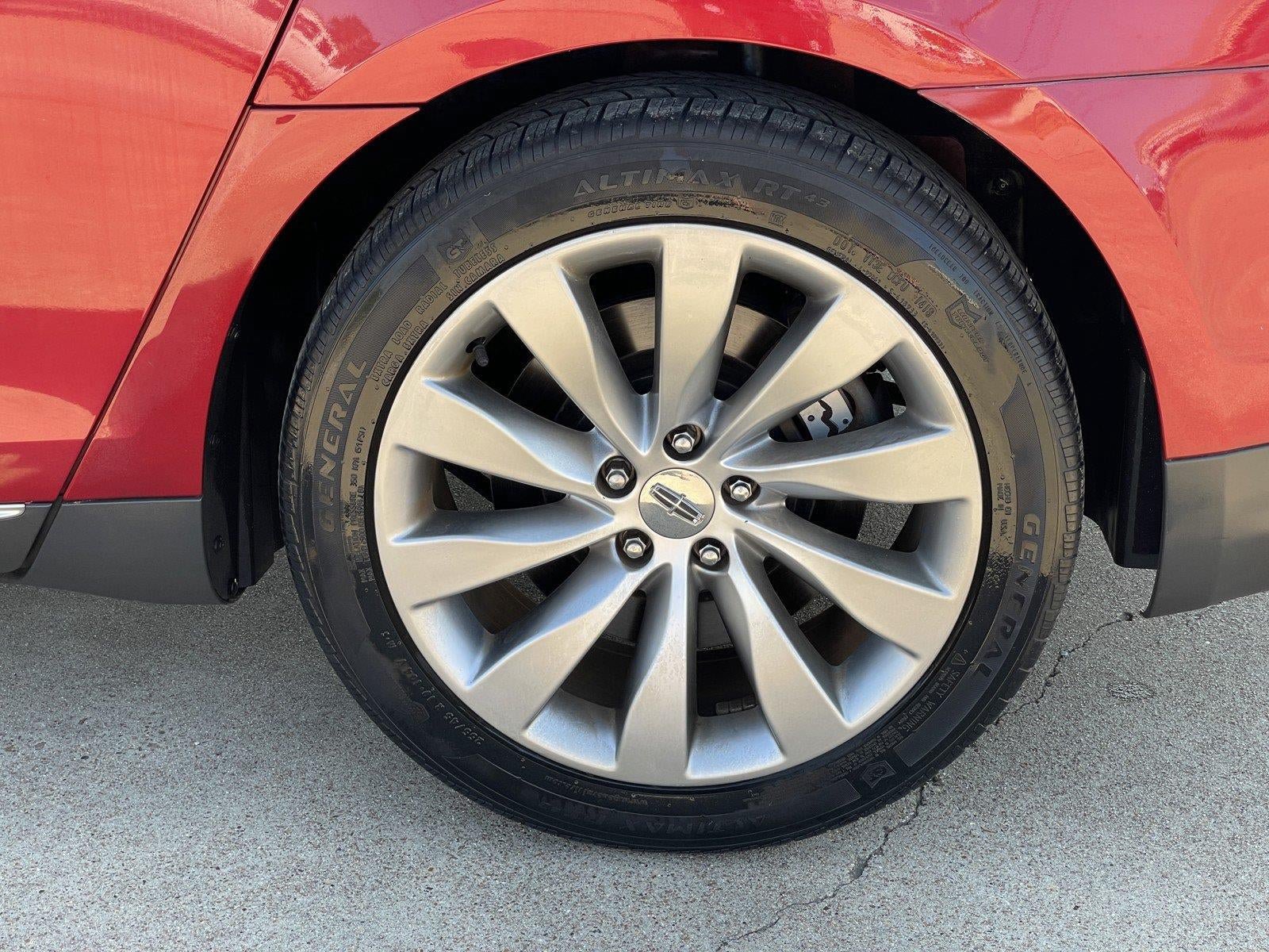 Used 2014 Lincoln MKS FWD image 55