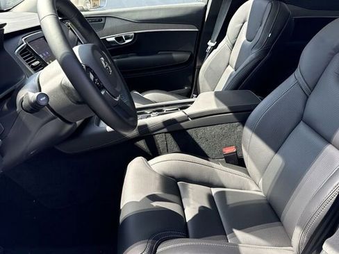 New 2024 Volvo XC90 T8 Ultimate AWD/4WD image 19